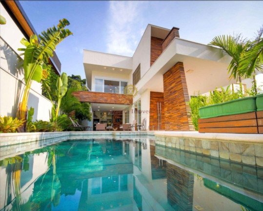 Imagem Sobrado com 6 Quartos à Venda, 531 m² em Centro - Bertioga Imagem Sobrado com 6 Quartos à Venda, 531 m² em Centro - Bertioga