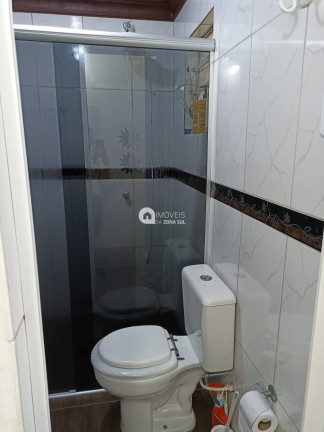 Imagem Casa com 2 Quartos à Venda, 97 m²