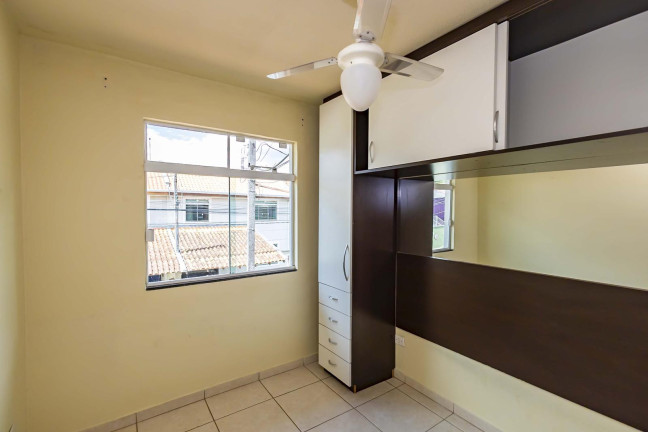 Imagem Sobrado com 3 Quartos para Alugar, 150 m² em Orleans - Curitiba