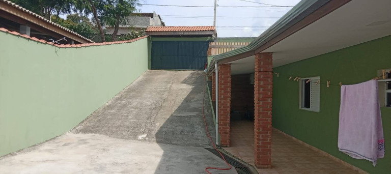 Imagem Casa com 3 Quartos à Venda, 750 m² em Figueiras - Alumínio