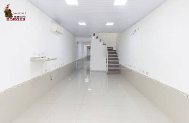 Imagem Casa com 7 Quartos à Venda, 180 m² em Jardim Aeroporto - São Paulo