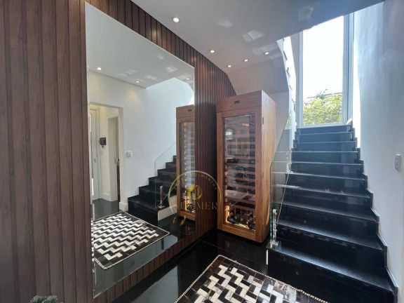 Imagem Casa com 4 Quartos à Venda, 345 m² em Parque Residencial Itapeti - Mogi Das Cruzes Imagem Casa com 4 Quartos à Venda, 345 m² em Parque Residencial Itapeti - Mogi Das Cruzes