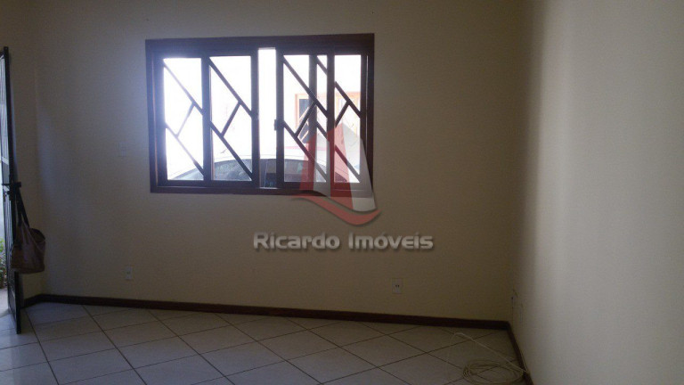 Imagem Imóvel com 2 Quartos à Venda, em Macaé Imagem Imóvel com 2 Quartos à Venda, em Macaé
