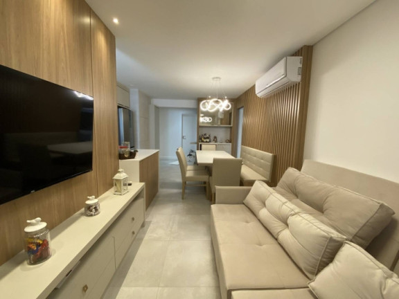Imagem Apartamento com 2 Quartos à Venda, 73 m² em Centro - Navegantes