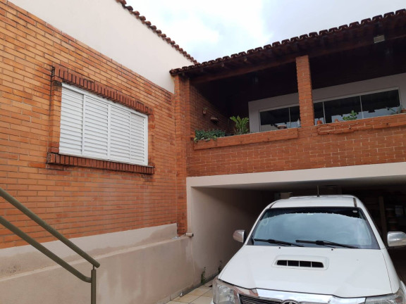 Casa com 3 Quartos à Venda, 368 m² em Lidice - Uberlândia