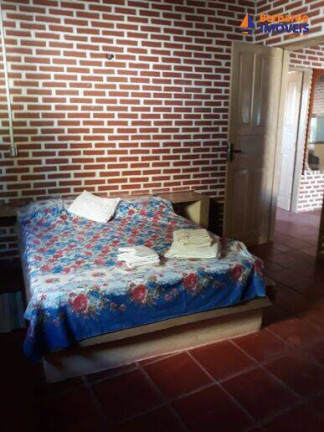 Imagem Casa com 10 Quartos à Venda, 255 m² em Barra Nova - Cascavel