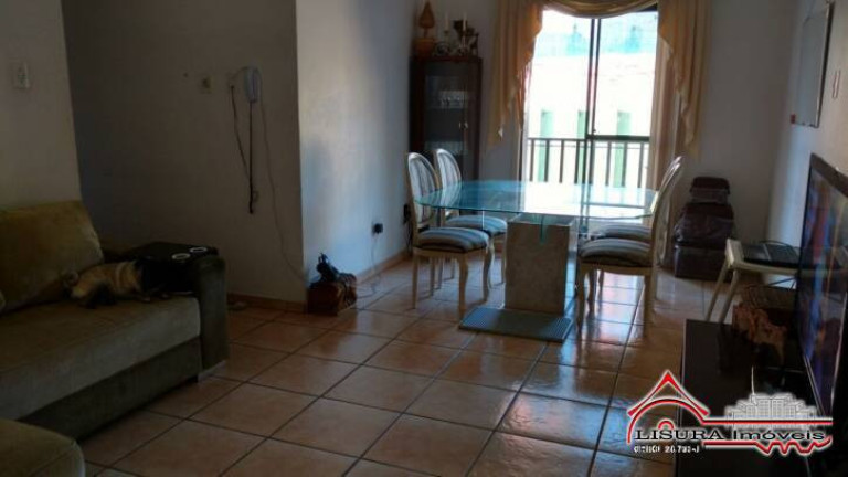 Apartamento com 3 Quartos à Venda, 85 m² em Jardim Califórnia - Jacareí