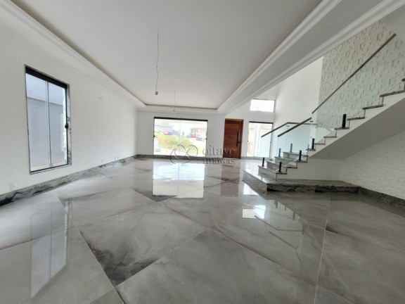 Imagem Casa com 4 Quartos à Venda, 354 m² em Lagoa - Macaé Imagem Casa com 4 Quartos à Venda, 354 m² em Lagoa - Macaé