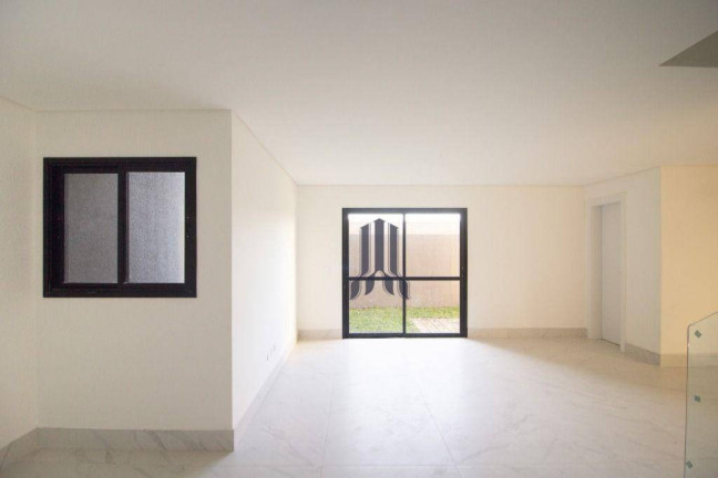 Imagem Sobrado com 4 Quartos à Venda, 130 m² em Portão - Curitiba Imagem Sobrado com 4 Quartos à Venda, 130 m² em Portão - Curitiba