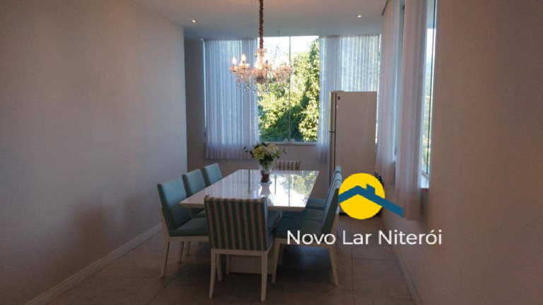 Imagem Casa com 3 Quartos à Venda, 300 m² em São Francisco - Niterói Imagem Casa com 3 Quartos à Venda, 300 m² em São Francisco - Niterói