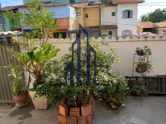 Imagem Casa com 3 Quartos à Venda, 80 m² em Centro - Itaboraí