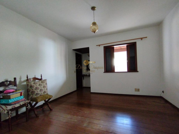 Imagem Casa com 5 Quartos à Venda, 210 m² em Agriões - Teresópolis