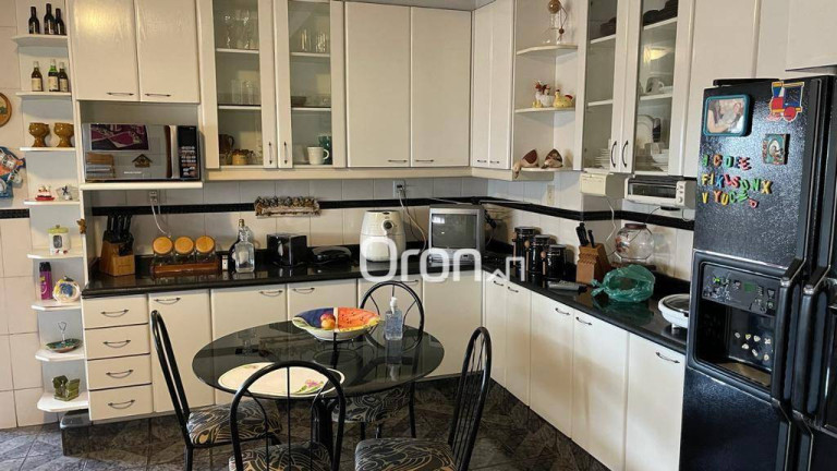 Imagem Apartamento com 4 Quartos à Venda, 227 m² em Setor Sudoeste - Goiânia Imagem Apartamento com 4 Quartos à Venda, 227 m² em Setor Sudoeste - Goiânia