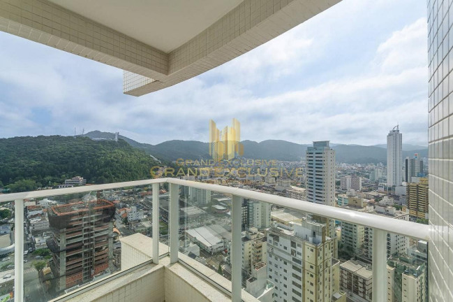 Imagem Apartamento com 3 Quartos à Venda, 128 m² em Centro - Balneário Camboriú Imagem Apartamento com 3 Quartos à Venda, 128 m² em Centro - Balneário Camboriú