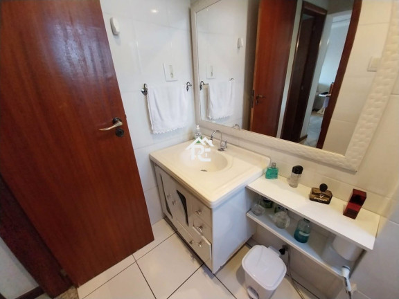 Imagem Apartamento com 2 Quartos à Venda, 68 m² em Centro - Niterói Imagem Apartamento com 2 Quartos à Venda, 68 m² em Centro - Niterói