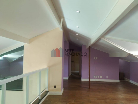 Imagem Casa com 8 Quartos à Venda, 1.570 m² em Carlos Guinle - Teresópolis