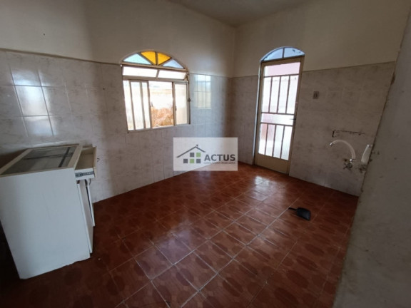 Imagem Casa com 3 Quartos à Venda, 720 m² em Independência (barreiro) - Belo Horizonte