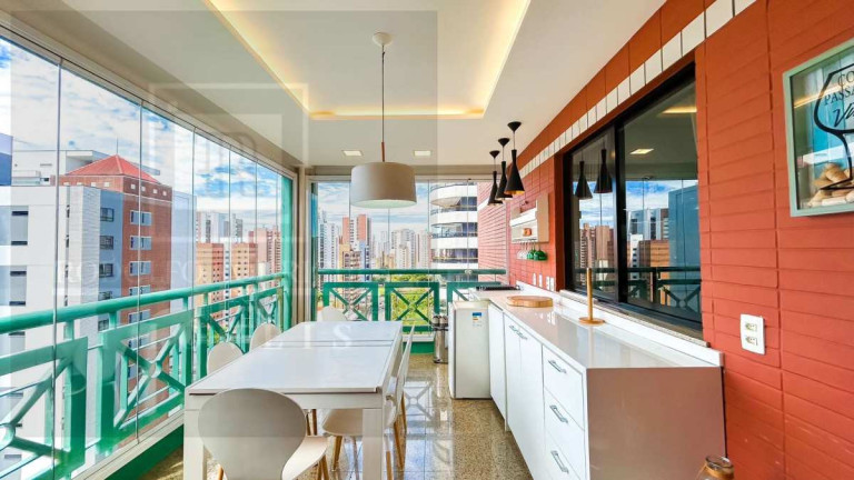 Imagem Apartamento com 3 Quartos à Venda, 205 m² em Meireles - Fortaleza Imagem Apartamento com 3 Quartos à Venda, 205 m² em Meireles - Fortaleza