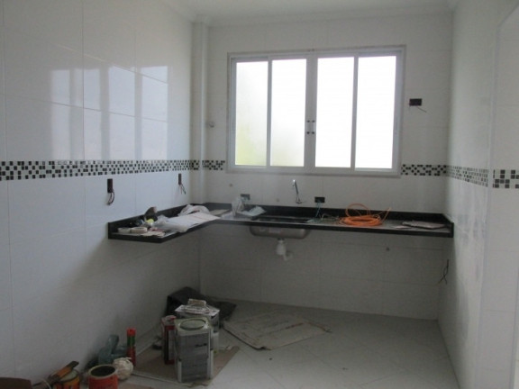 Imagem Casa com 3 Quartos à Venda, 100 m² em Santos Imagem Casa com 3 Quartos à Venda, 100 m² em Santos