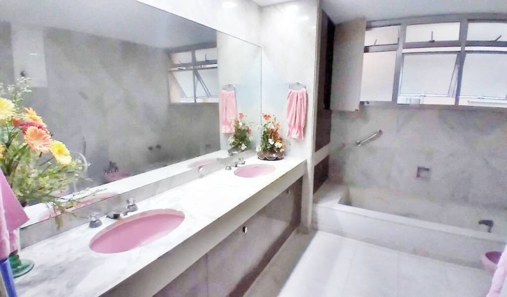 Imagem Apartamento com 4 Quartos para Alugar, 430 m² em Leme - Rio De Janeiro