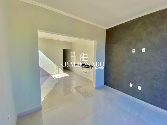 Imagem Casa com 3 Quartos à Venda, 80 m² em Centro - Extrema Imagem Casa com 3 Quartos à Venda, 80 m² em Centro - Extrema