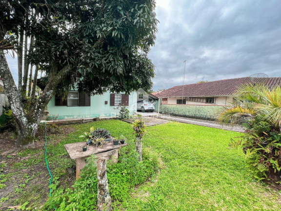 Imagem Casa com 4 Quartos à Venda, 390 m² em Costeira - Balneário Barra Do Sul Imagem Casa com 4 Quartos à Venda, 390 m² em Costeira - Balneário Barra Do Sul