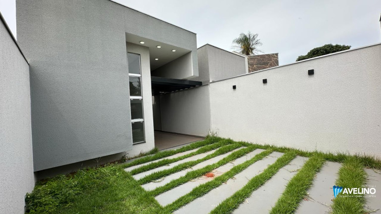 Casa com 3 Quartos à Venda, 108 m² em Jardim Montevidéu - Campo Grande