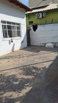 Imagem Casa com 3 Quartos à Venda, 360 m² em Araés - Cuiabá Imagem Casa com 3 Quartos à Venda, 360 m² em Araés - Cuiabá