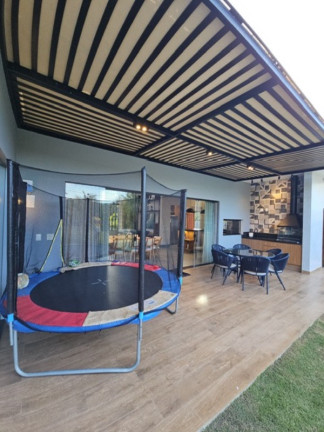 Imagem Imóvel com 3 Quartos à Venda, 270 m² em Busca Vida - Camaçari Imagem Imóvel com 3 Quartos à Venda, 270 m² em Busca Vida - Camaçari