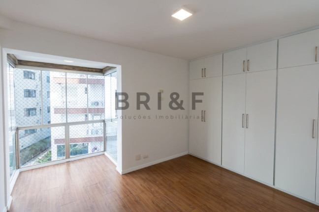 Imagem Apartamento com 3 Quartos à Venda ou Locação, 110 m² em Vila Olímpia - São Paulo Imagem Apartamento com 3 Quartos à Venda ou Locação, 110 m² em Vila Olímpia - São Paulo