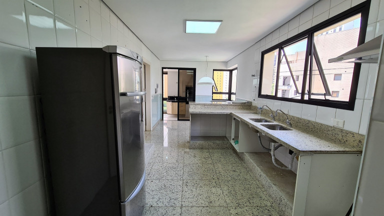 Imagem Apartamento com 3 Quartos à Venda, 226 m² em Morumbi - São Paulo Imagem Apartamento com 3 Quartos à Venda, 226 m² em Morumbi - São Paulo