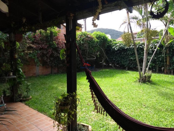 Imagem Casa com 2 Quartos à Venda, 321 m² em São João Do Rio Vermelho - Florianópolis