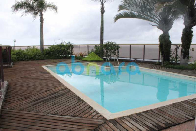 Imagem Cobertura com 3 Quartos à Venda, 800 m² em Copacabana - Rio De Janeiro Imagem Cobertura com 3 Quartos à Venda, 800 m² em Copacabana - Rio De Janeiro