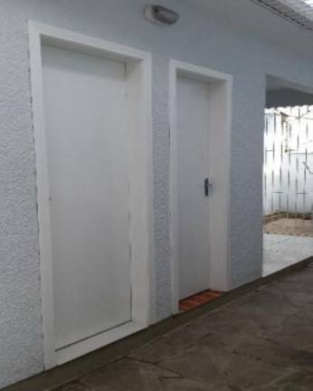 Imagem Casa com 3 Quartos à Venda, 200 m² em Sarandi - Porto Alegre Imagem Casa com 3 Quartos à Venda, 200 m² em Sarandi - Porto Alegre