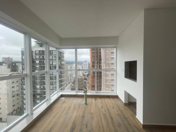 Cobertura com 4 Quartos à Venda, 228 m² em Meia Praia - Itapema