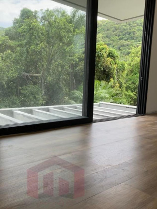 Imagem Imóvel com 3 Quartos à Venda, 295 m²