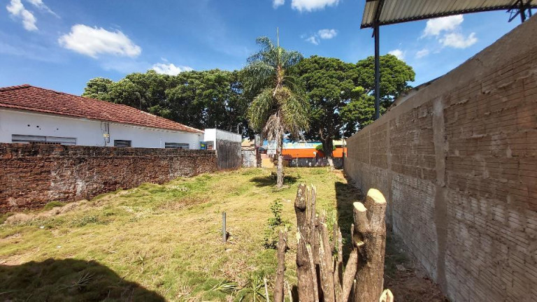 Imagem Terreno à Venda, 500 m² em Vila Carvalho - Campo Grande