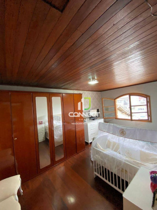 Imagem Casa com 4 Quartos à Venda, 187 m² em São Judas - Itajaí