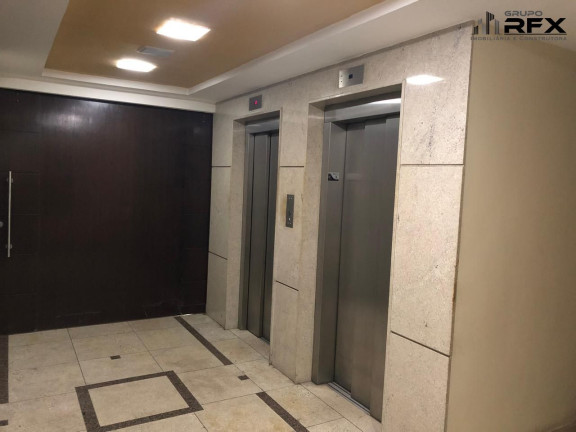 Imóvel Comercial à Venda, 2.600 m² em Centro - Niterói