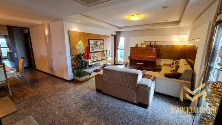 Imagem Apartamento com 3 Quartos à Venda, 303 m² em Patriolino Ribeiro - Fortaleza Imagem Apartamento com 3 Quartos à Venda, 303 m² em Patriolino Ribeiro - Fortaleza