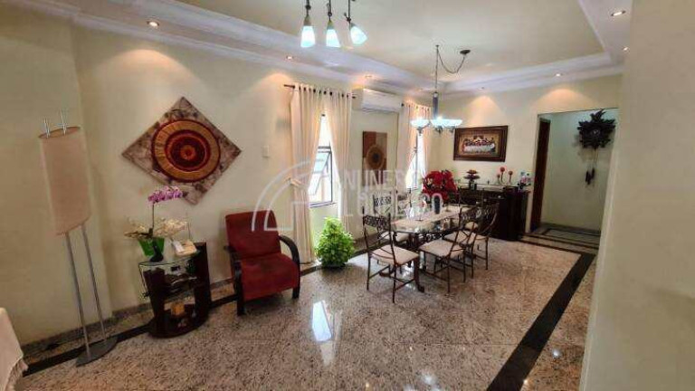 Imagem Casa com 4 Quartos à Venda, 337 m² em Embaré - Santos Imagem Casa com 4 Quartos à Venda, 337 m² em Embaré - Santos