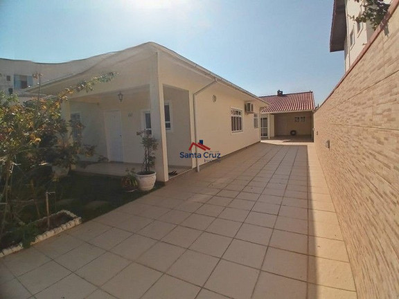 Imagem Casa com 3 Quartos à Venda, 392 m² em Ingleses Do Rio Vermelho - Florianópolis Imagem Casa com 3 Quartos à Venda, 392 m² em Ingleses Do Rio Vermelho - Florianópolis