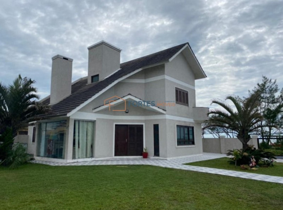 Imagem Sobrado com 3 Quartos à Venda, 1.000 m² em Nova Tramandaí - Nova Tramandaí Imagem Sobrado com 3 Quartos à Venda, 1.000 m² em Nova Tramandaí - Nova Tramandaí