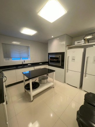 Imagem Apartamento com 3 Quartos à Venda, 138 m² em Centro - Balneário Camboriú Imagem Apartamento com 3 Quartos à Venda, 138 m² em Centro - Balneário Camboriú