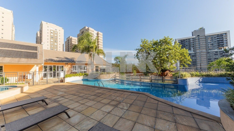 Imagem Imóvel com 4 Quartos à Venda, 223 m² em Jardim Carvalho - Porto Alegre Imagem Imóvel com 4 Quartos à Venda, 223 m² em Jardim Carvalho - Porto Alegre