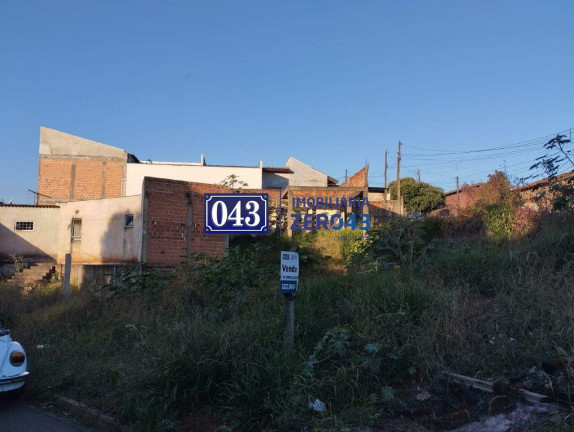 Imagem Terreno para Alugar, 70 m² em Lindóia - Londrina Imagem Terreno para Alugar, 70 m² em Lindóia - Londrina
