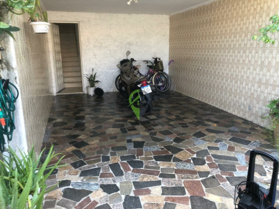 Imagem Casa com 3 Quartos à Venda, 153 m² em Embaré - Santos Imagem Casa com 3 Quartos à Venda, 153 m² em Embaré - Santos