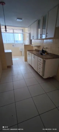 Imagem Imóvel com 2 Quartos à Venda, 120 m² em Icaraí - Niterói Imagem Imóvel com 2 Quartos à Venda, 120 m² em Icaraí - Niterói