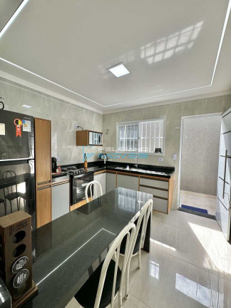 Imagem Casa com 3 Quartos à Venda, 160 m² em Ocian - Praia Grande Imagem Casa com 3 Quartos à Venda, 160 m² em Ocian - Praia Grande