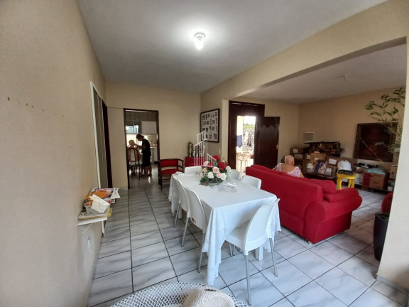 Imagem Casa com 6 Quartos à Venda, 300 m² em Vicente Pinzon - Fortaleza Imagem Casa com 6 Quartos à Venda, 300 m² em Vicente Pinzon - Fortaleza